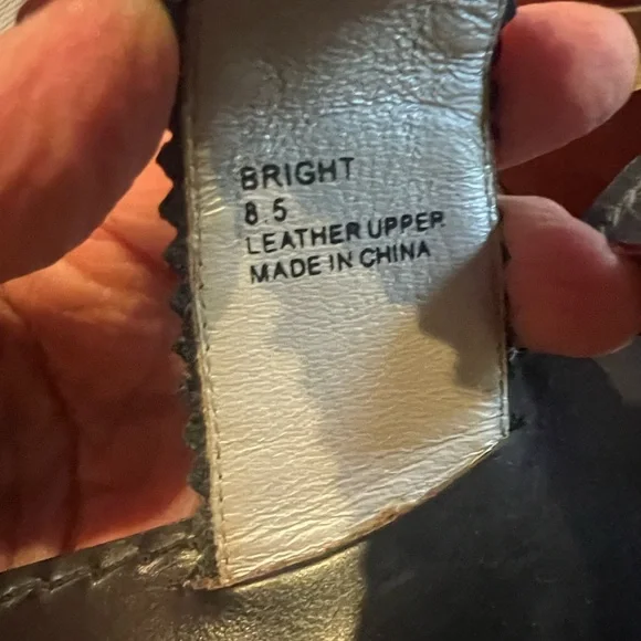 Yellow Box Black ,Silver and Rhinestone Sandals
Sz8.5 - Picture 6 of 7